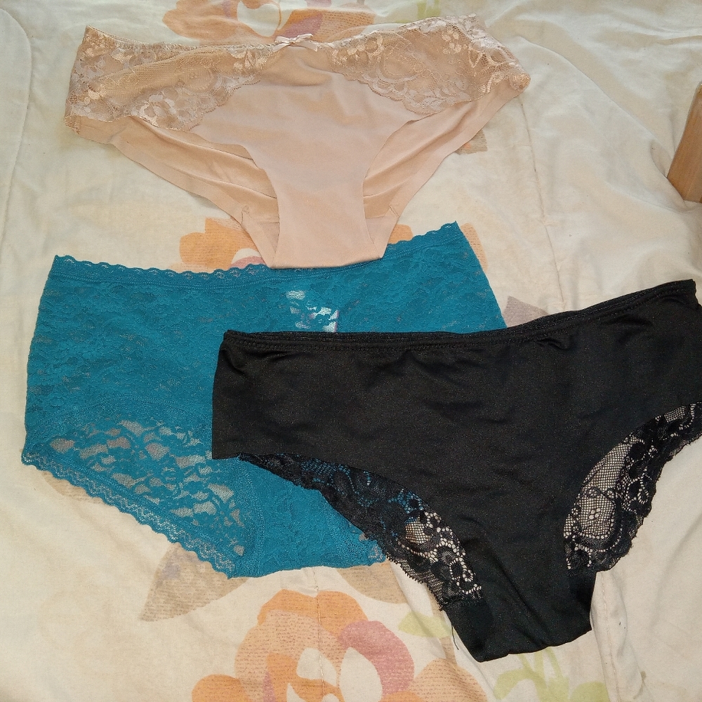 Mixed colored underwear